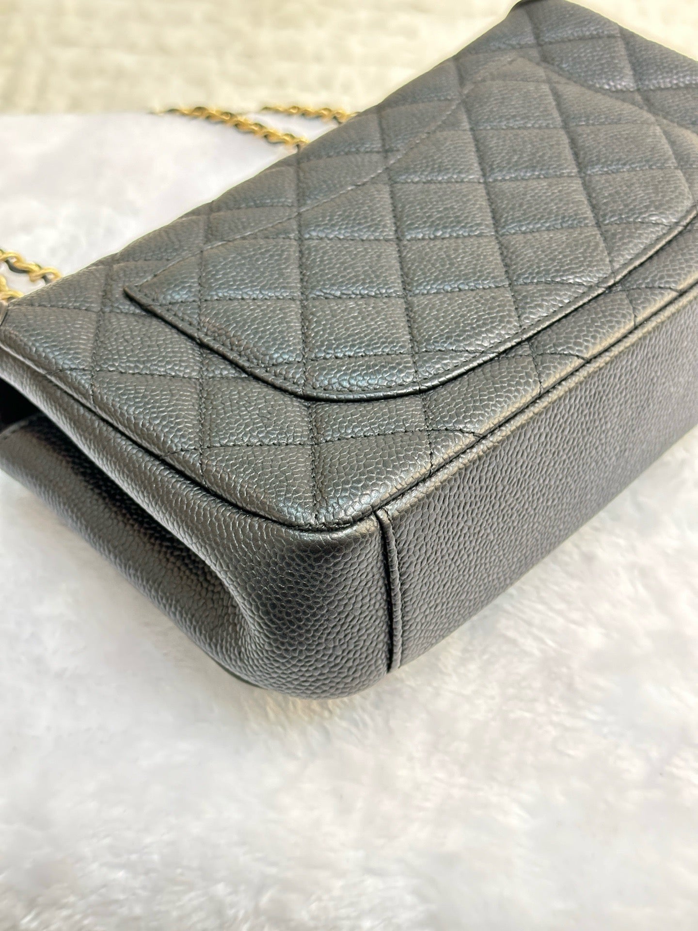 Chanel Small Caviar Quilted CC Filigree Flap Black GHW 2478 holo card