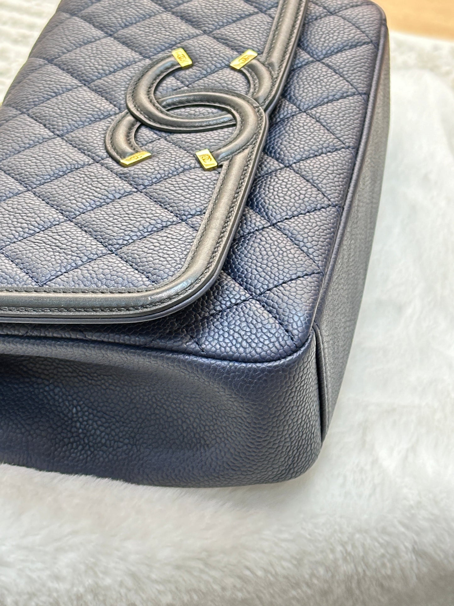 Chanel Caviar Quilted Small CC Filigree Flap Navy Black
