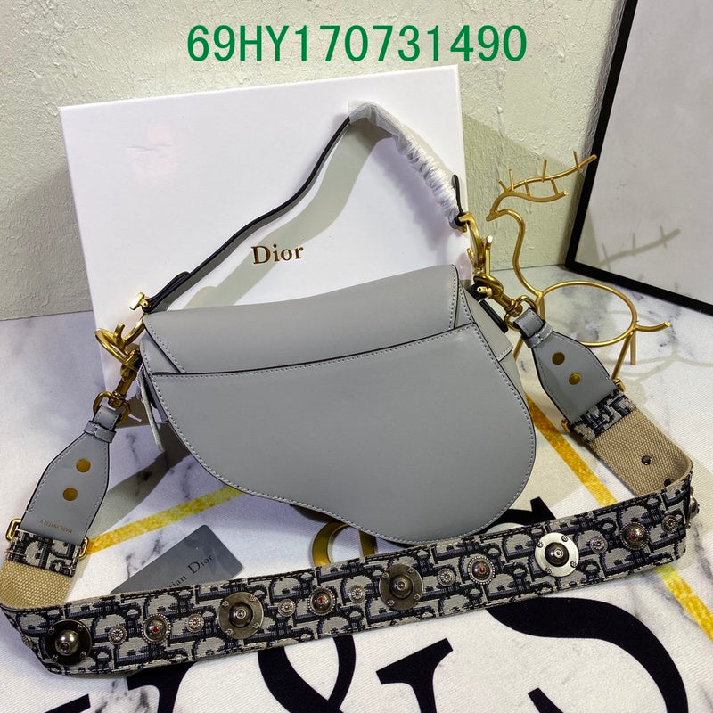 Christian Dior Luxury - The Tote   590