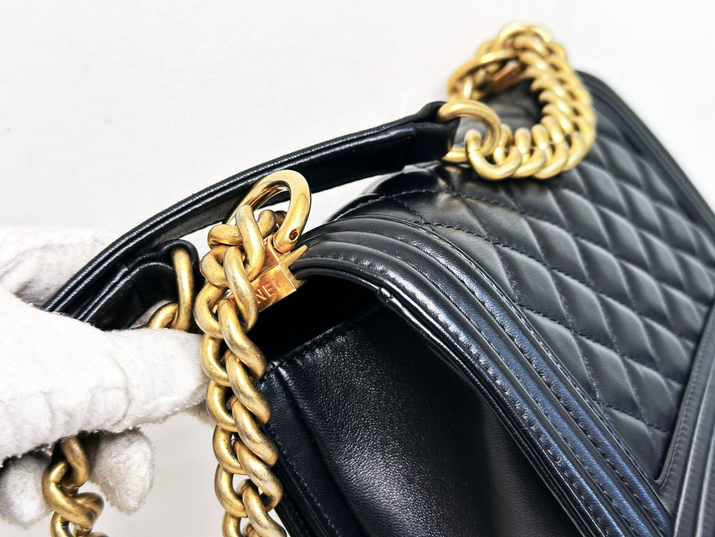 CHANEL SMALL BOY BAG CAVIAR BLACK GHW 2457 holo card