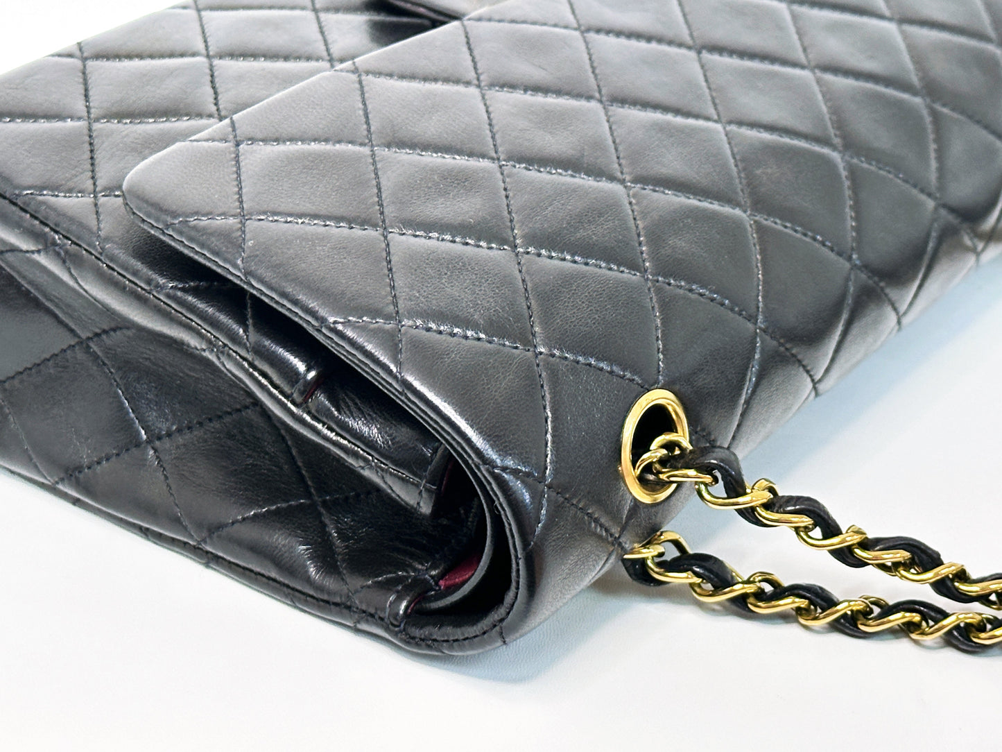 Chanel Vintage Black Quilted Lambskin Medium Classic Double Flap Bag 2843 holo card