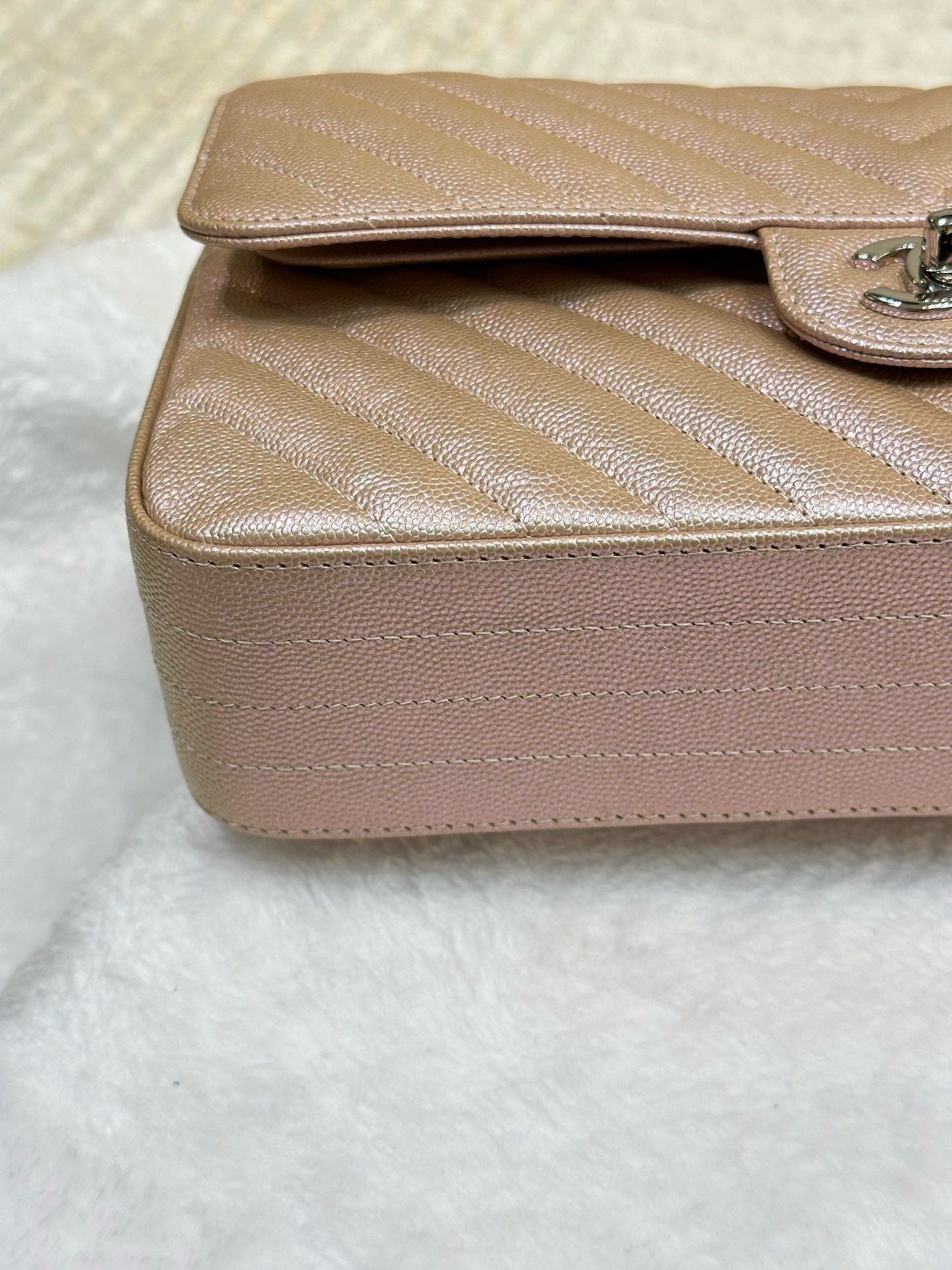 Chanel Medium Classic Chevron Caviar Double Flap 17B Rose Gold SHW