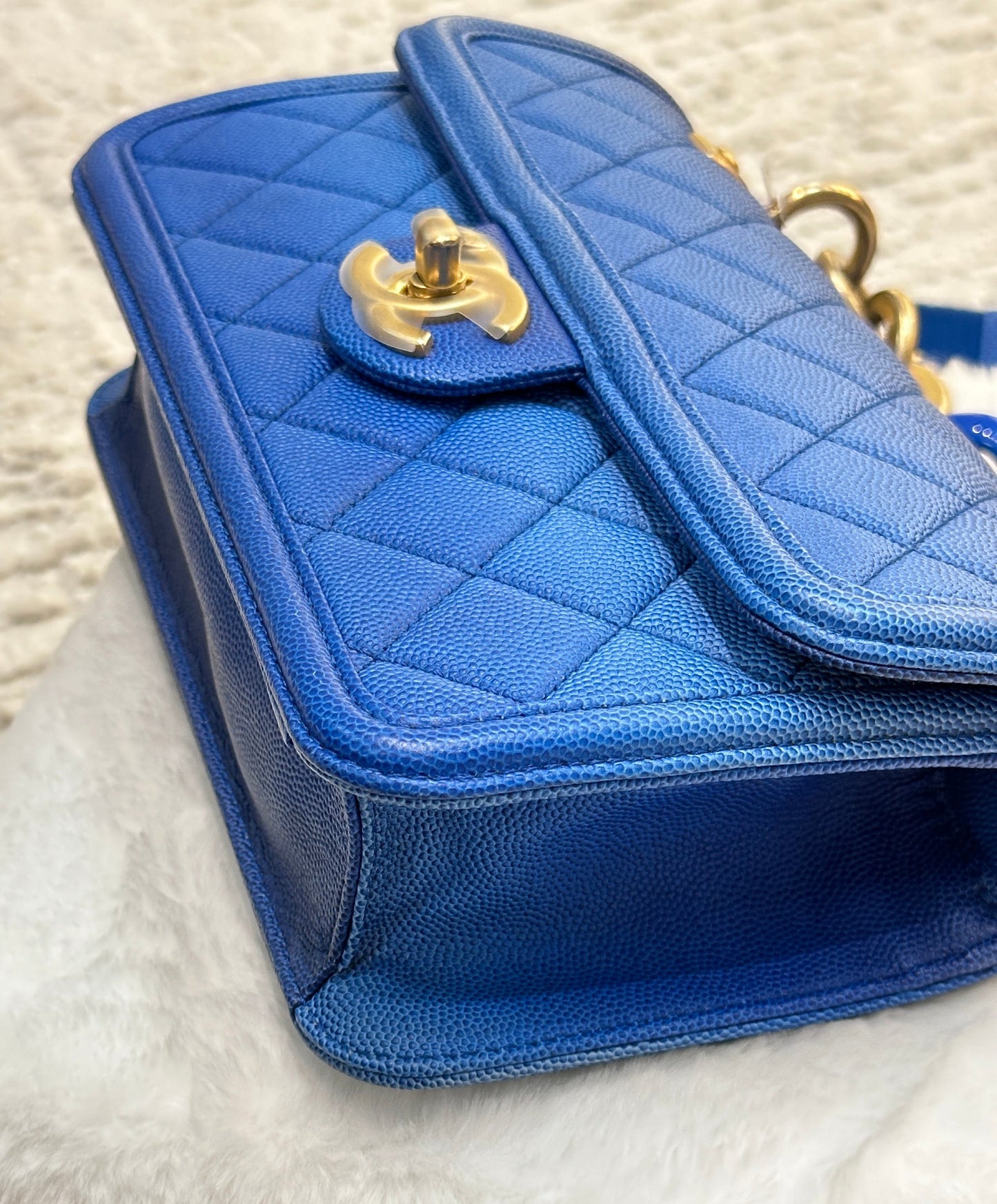 CHANEL Caviar Quilted Small Sunset On The Sea Flap Blue