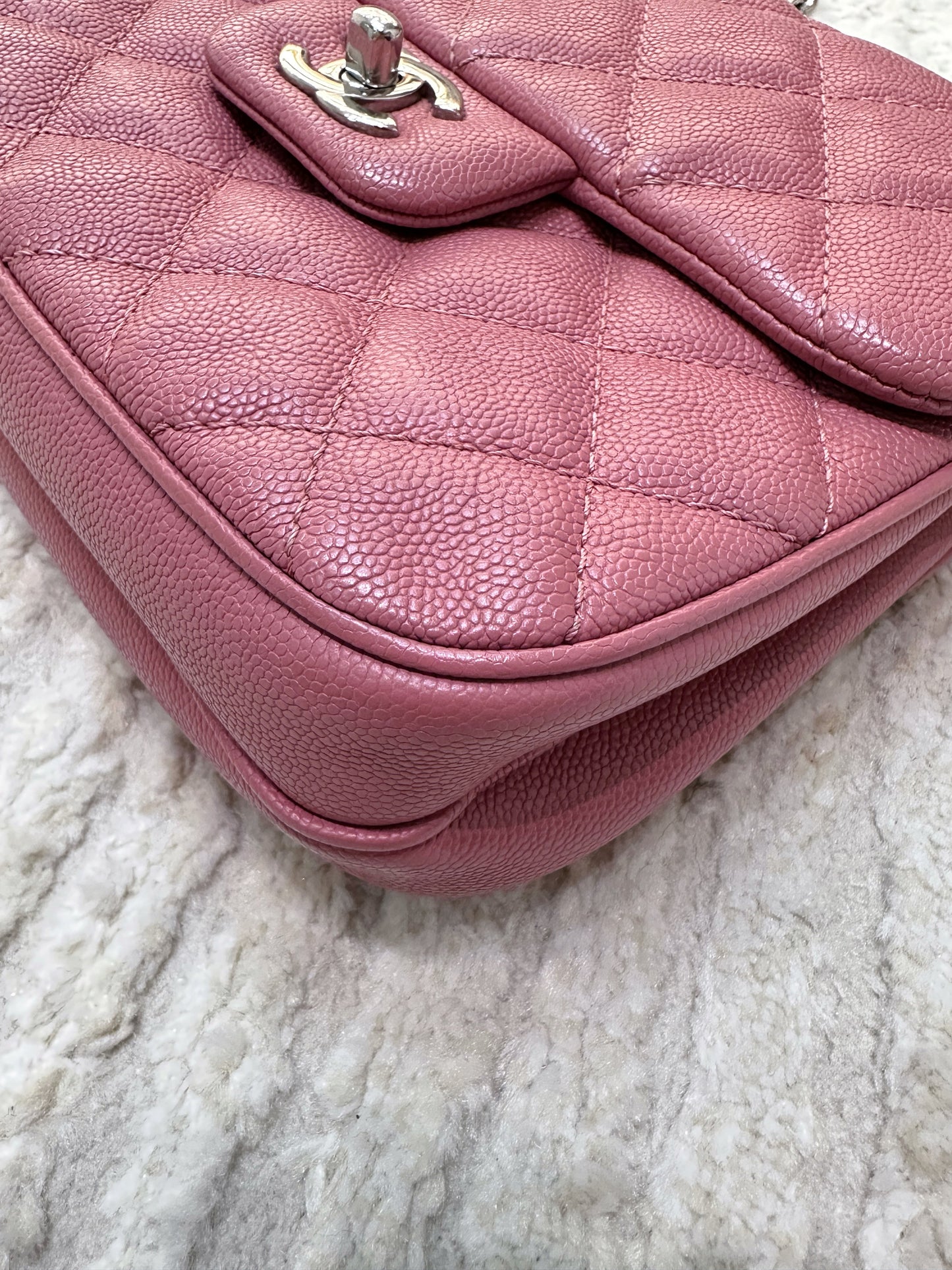 CHANEL Caviar Quilted Small Urban Companion Flap Pink