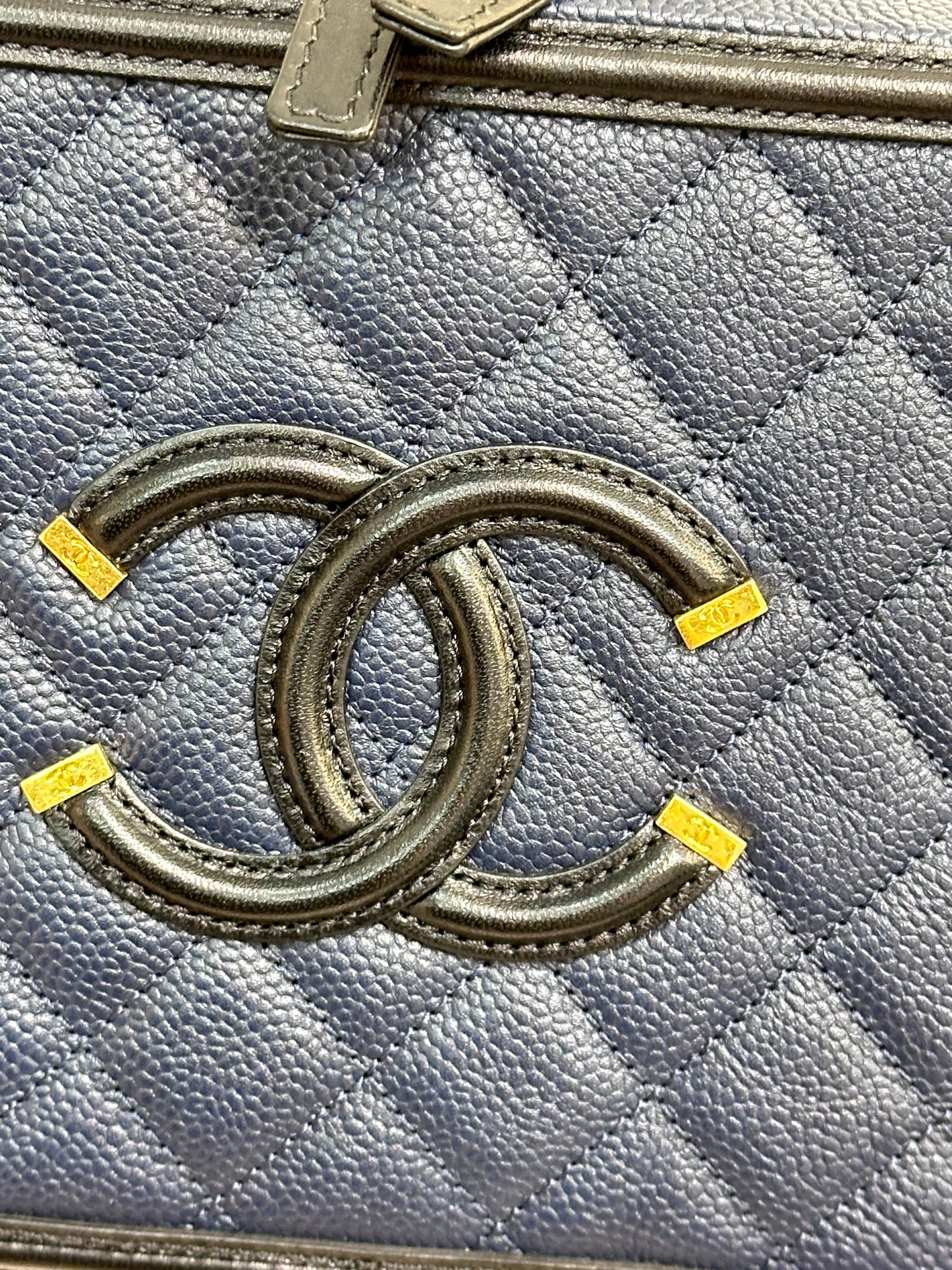 Chanel Filigree Vanity Case Quilted Caviar Medium Blue