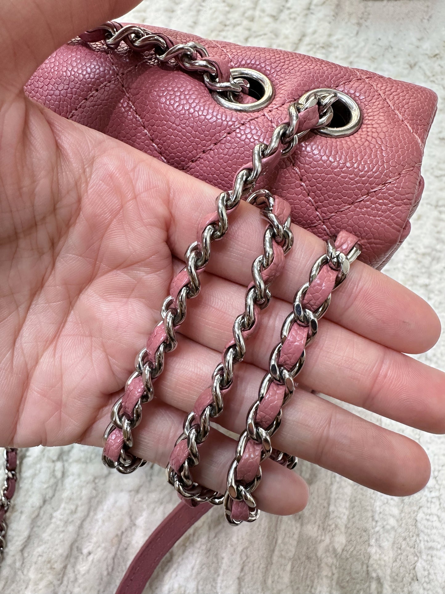 CHANEL Caviar Quilted Small Urban Companion Flap Pink