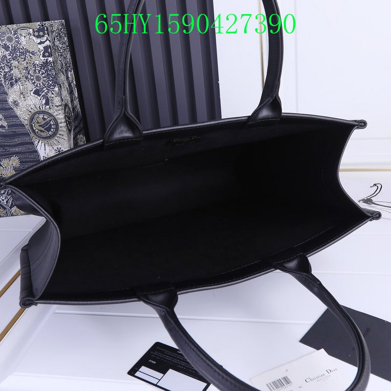 Christian Dior Luxury Bag - The Tote   222
