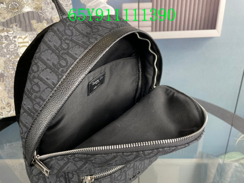 Christian Dior Luxury - The Tote   707