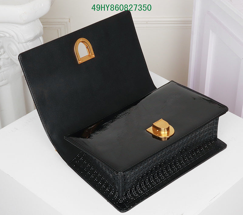 Christian Dior Luxury - The Tote   643