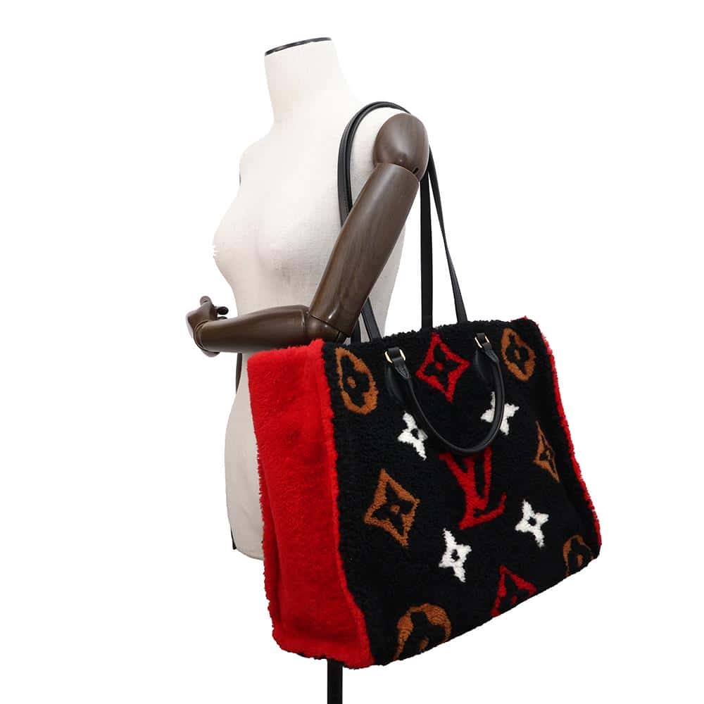 LOUIS VUITTON Onthego Noir/RedM55421 Monogram / Teddy Size GM