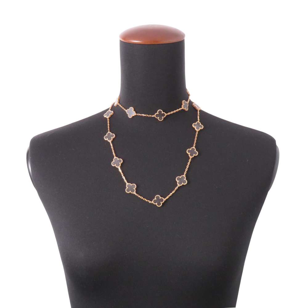 Van Cleef & Arpels Vintage Alhambra Necklace 20 motifs 2023 Holiday CollectionVCARP7S700 18K Pink Gold