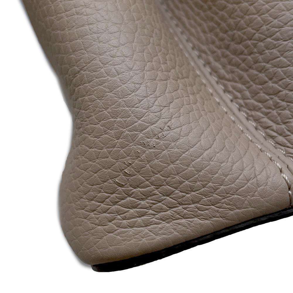LOUIS VUITTON Capucines GaletM42253 Taurillon Leather Size MM