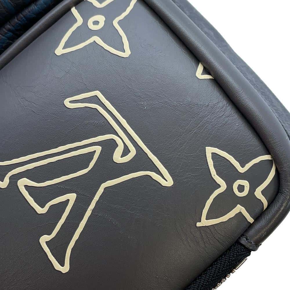 LOUIS VUITTON Messenger multi-pocket NoirM45457 Monogram Eclipse Leather