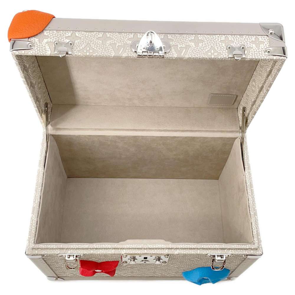 LOUIS VUITTON ToolBox bouldering Chalk White/MulticolorM20594 TaurillonMonogramLeather