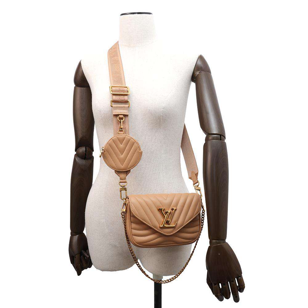 LOUIS VUITTON New Wave Multi Pochette BeigeM58941 Leather