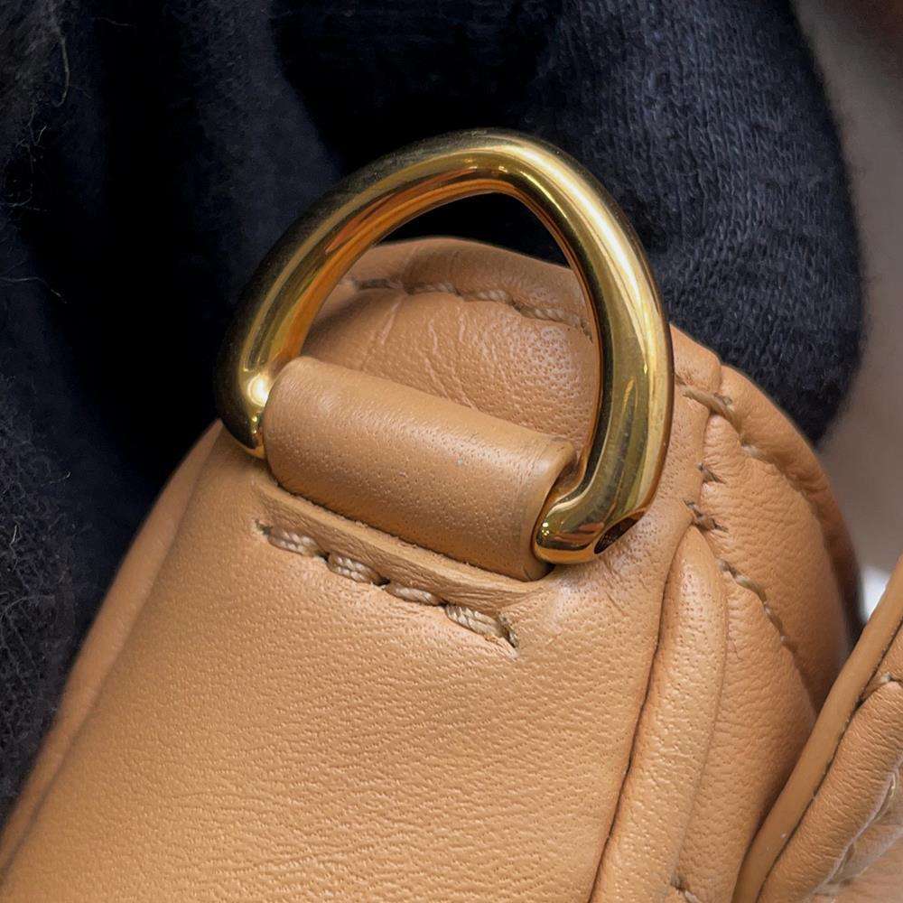 LOUIS VUITTON New Wave Multi Pochette BeigeM58941 Leather