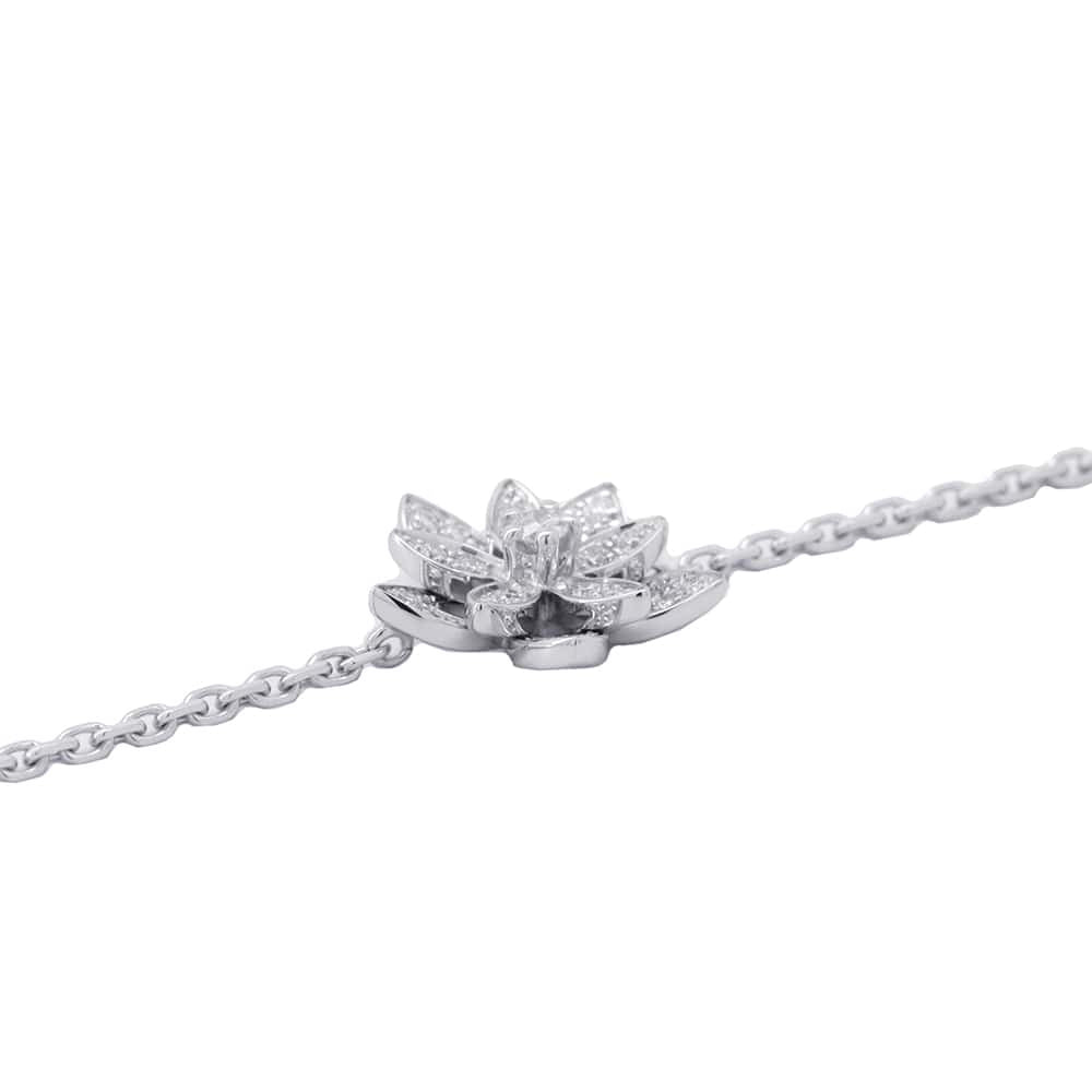 Van Cleef & Arpels Lotus Bracelet Mini ModelVCARP1AB00 18K White Gold