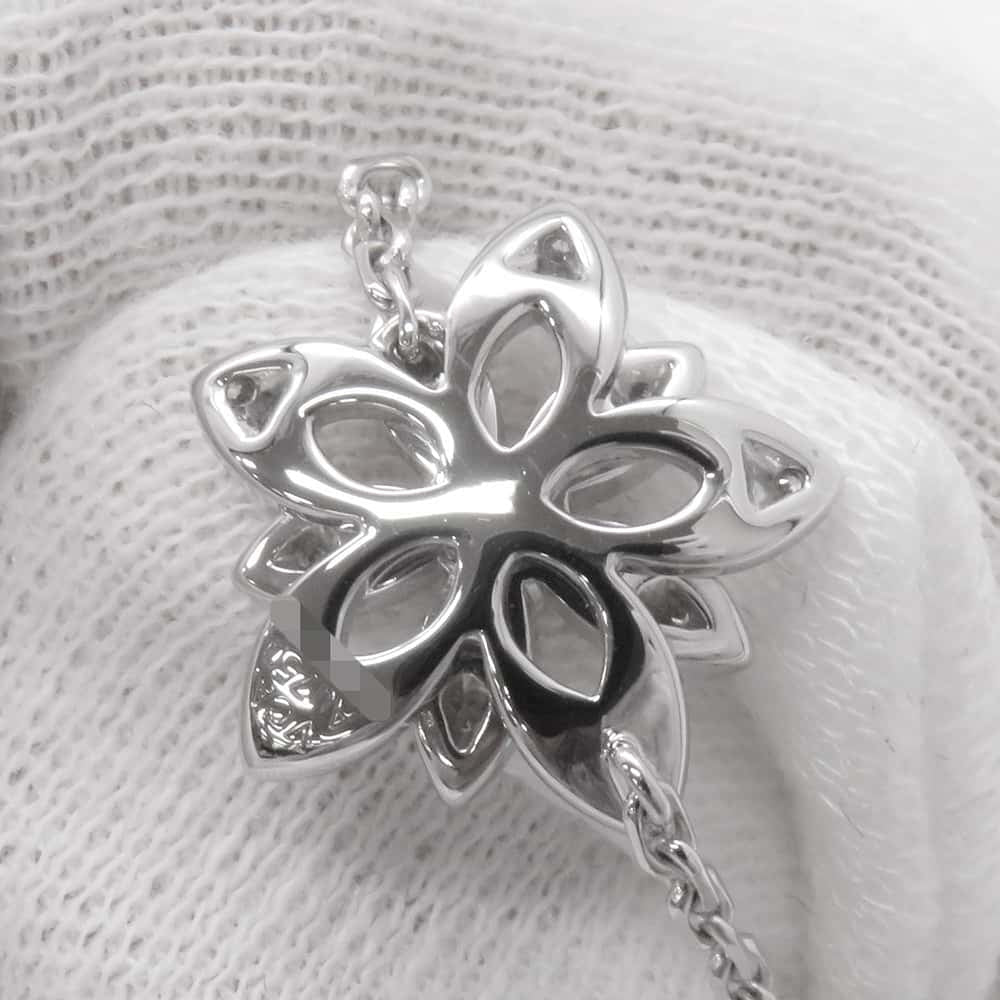 Van Cleef & Arpels Lotus Bracelet Mini ModelVCARP1AB00 18K White Gold