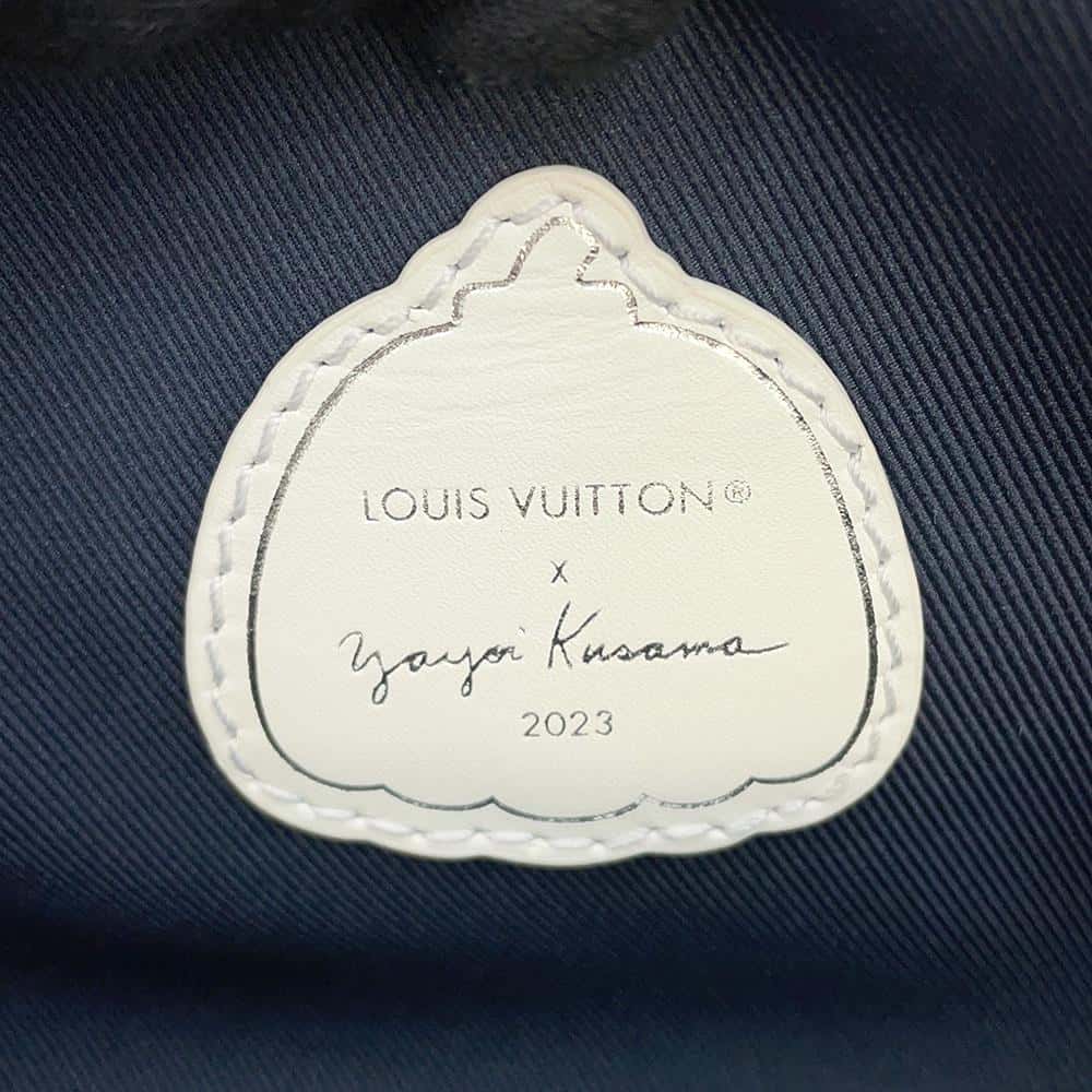 LOUIS VUITTON LVxYK Maxi Bumbag Yayoi Kusama BlancM21680 Taurillon Leather