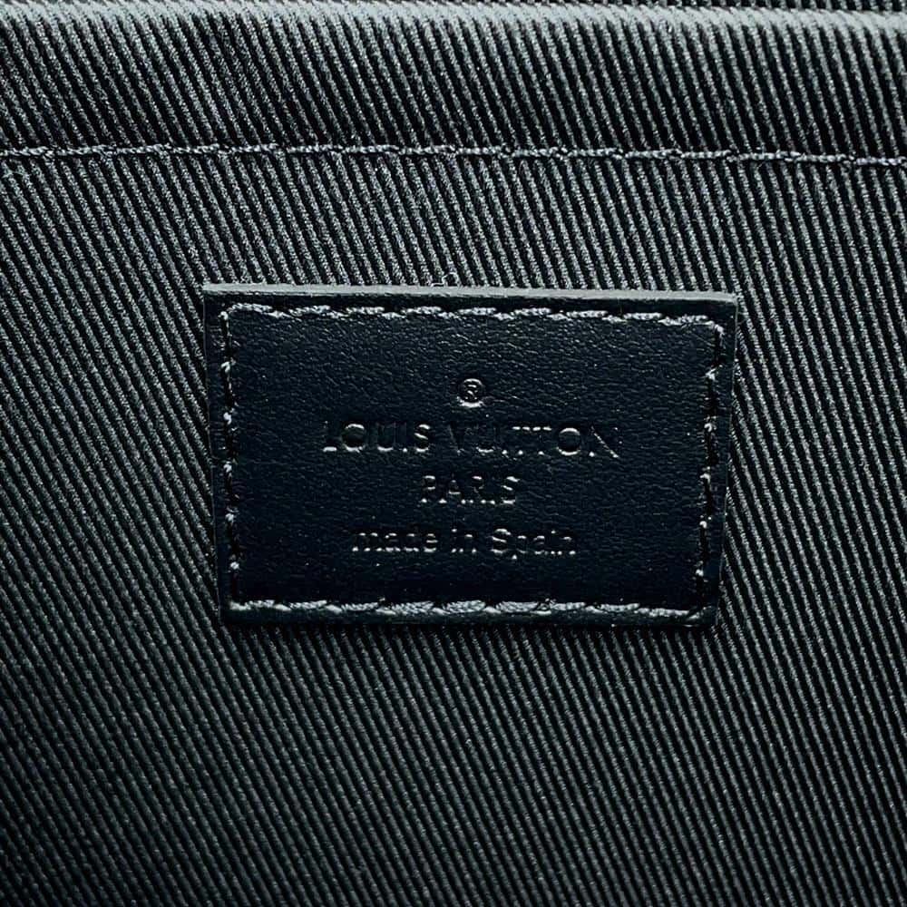 LOUIS VUITTON Pochette to Go NoirM81569 Monogram Eclipse