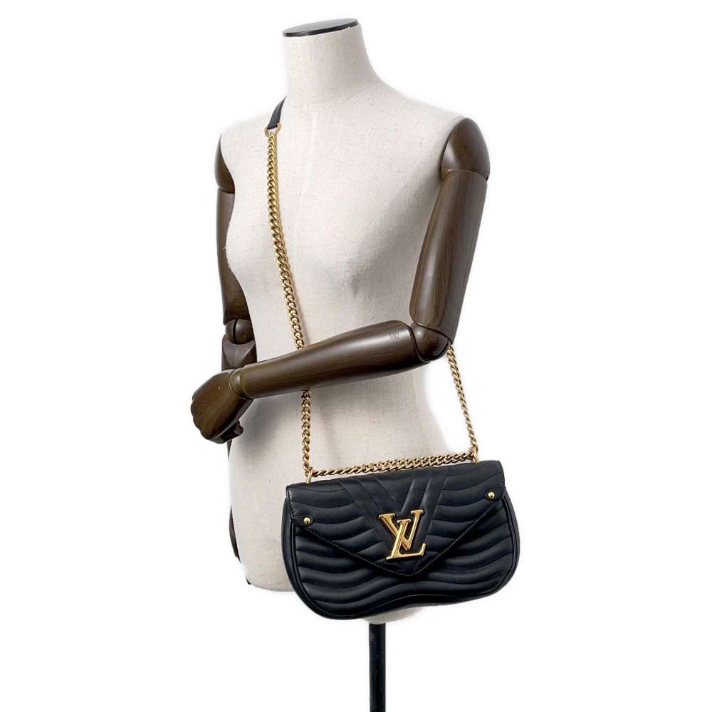 LOUIS VUITTON New Wave ChainBag NoirM51498 Calf Leather Size MM