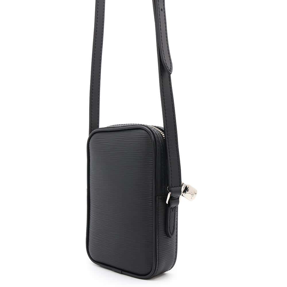 LOUIS VUITTON Danube LV Circle NoirM55120 Epi Leather Size PM