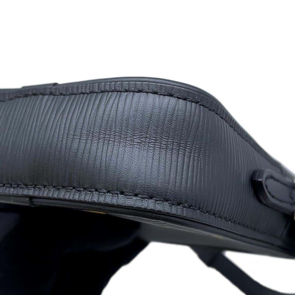 LOUIS VUITTON Danube LV Circle NoirM55120 Epi Leather Size PM
