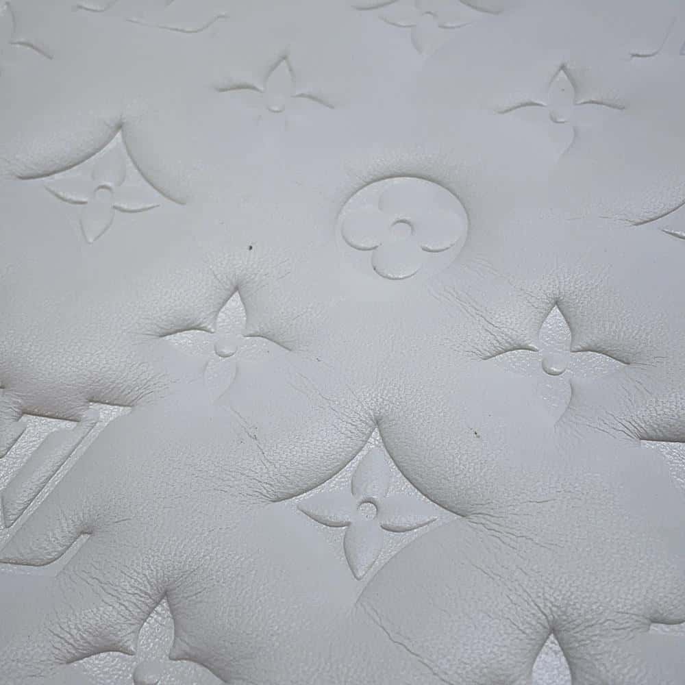 LOUIS VUITTON LV × YK Coussin WhiteM21619 Lambskin Size PM