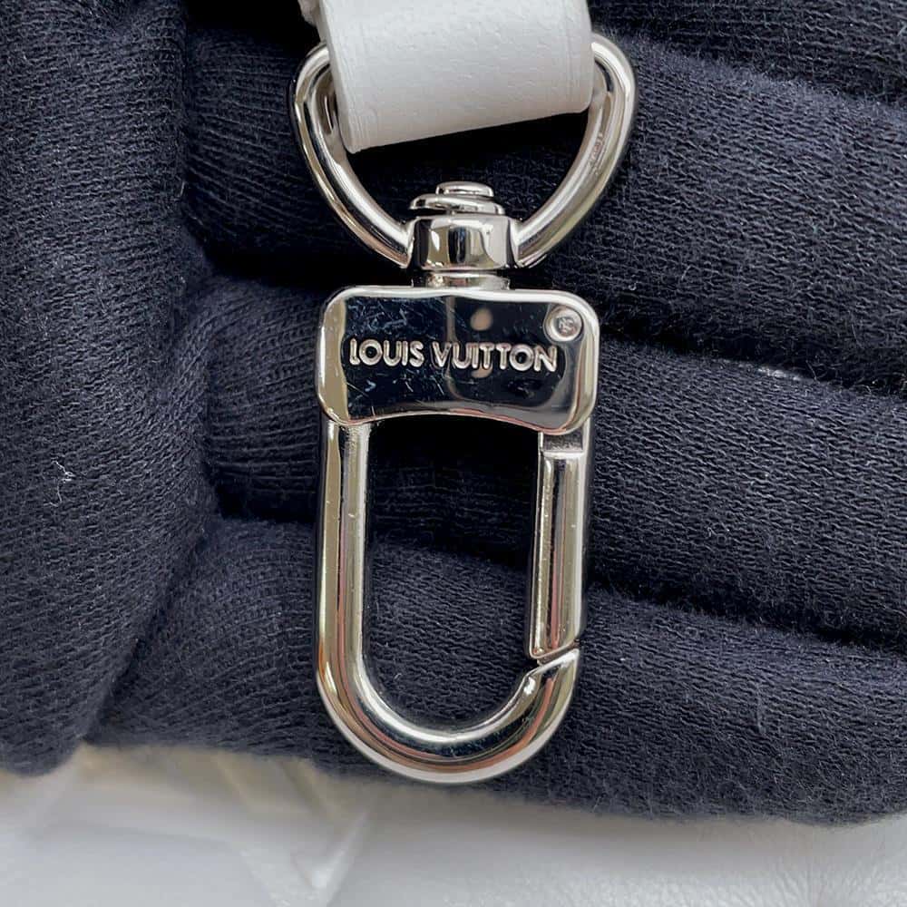 LOUIS VUITTON LV × YK Coussin WhiteM21619 Lambskin Size PM