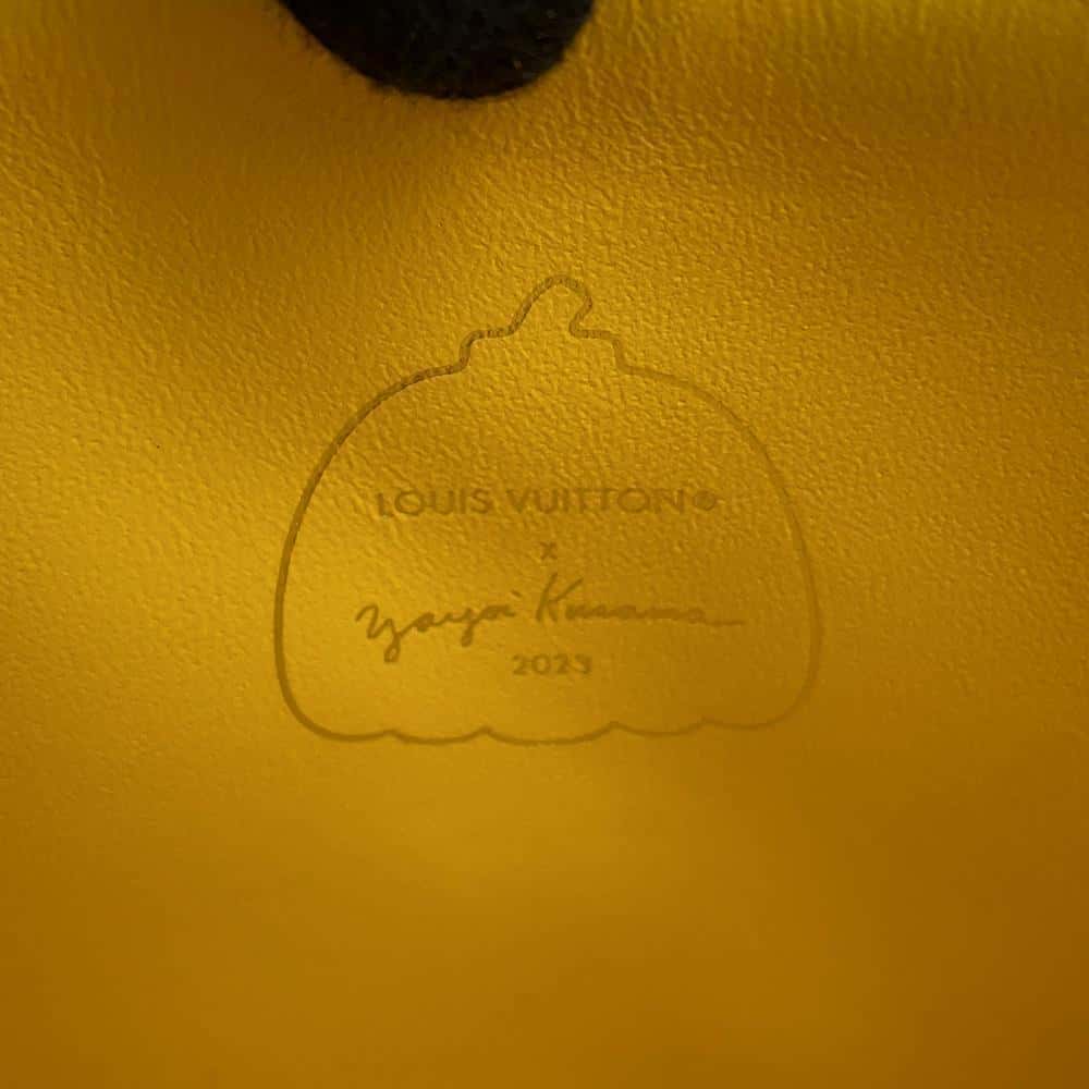 LOUIS VUITTON LV × YK Coussin WhiteM21619 Lambskin Size PM
