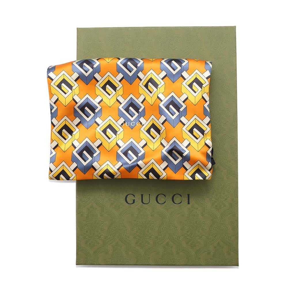 GUCCI Geometric G Travel Set Size M Yellow662431 Silk Viscose