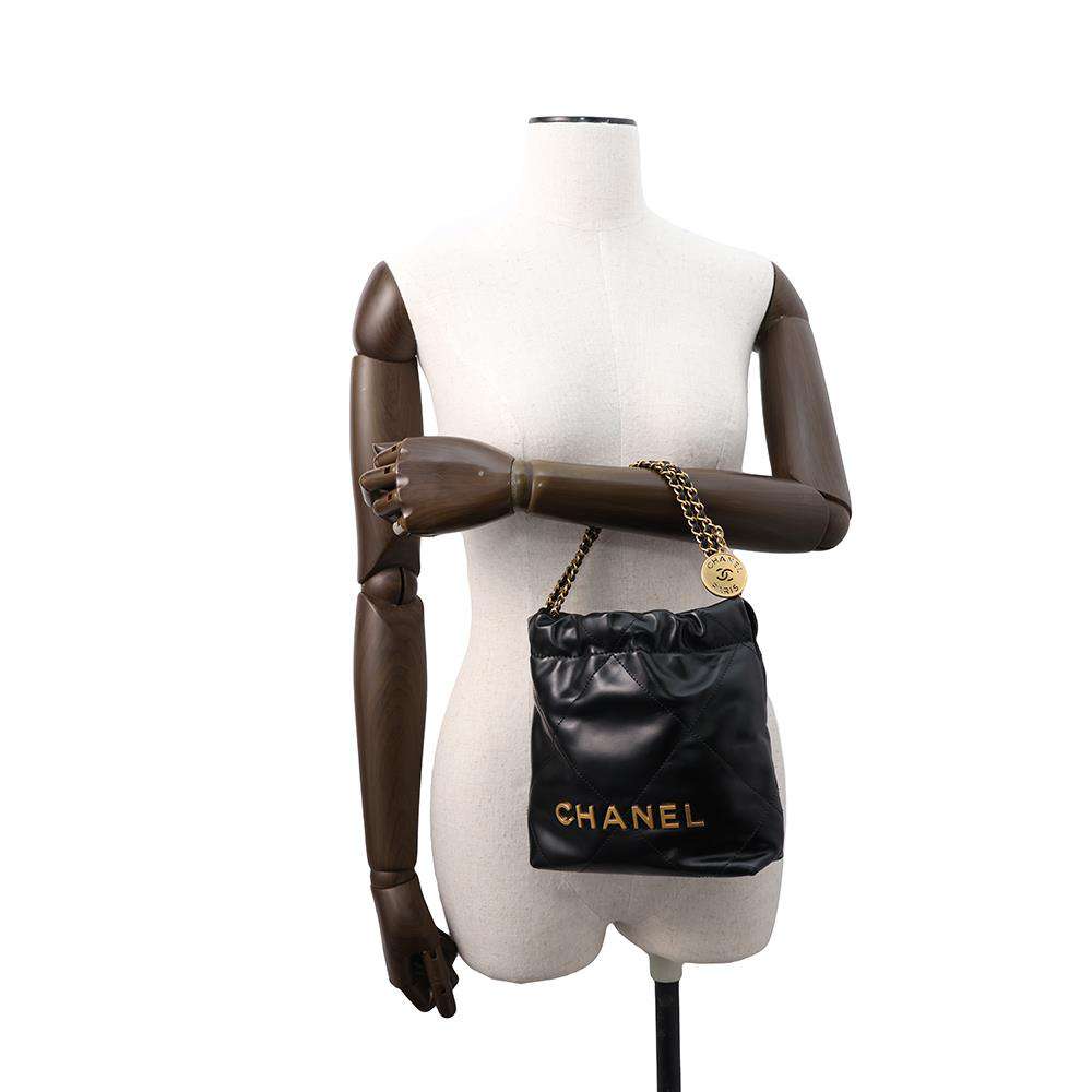 CHANEL CHANEL22 Shoulder Bag BlackAS3980 Shiny Calf Leather Size Mini