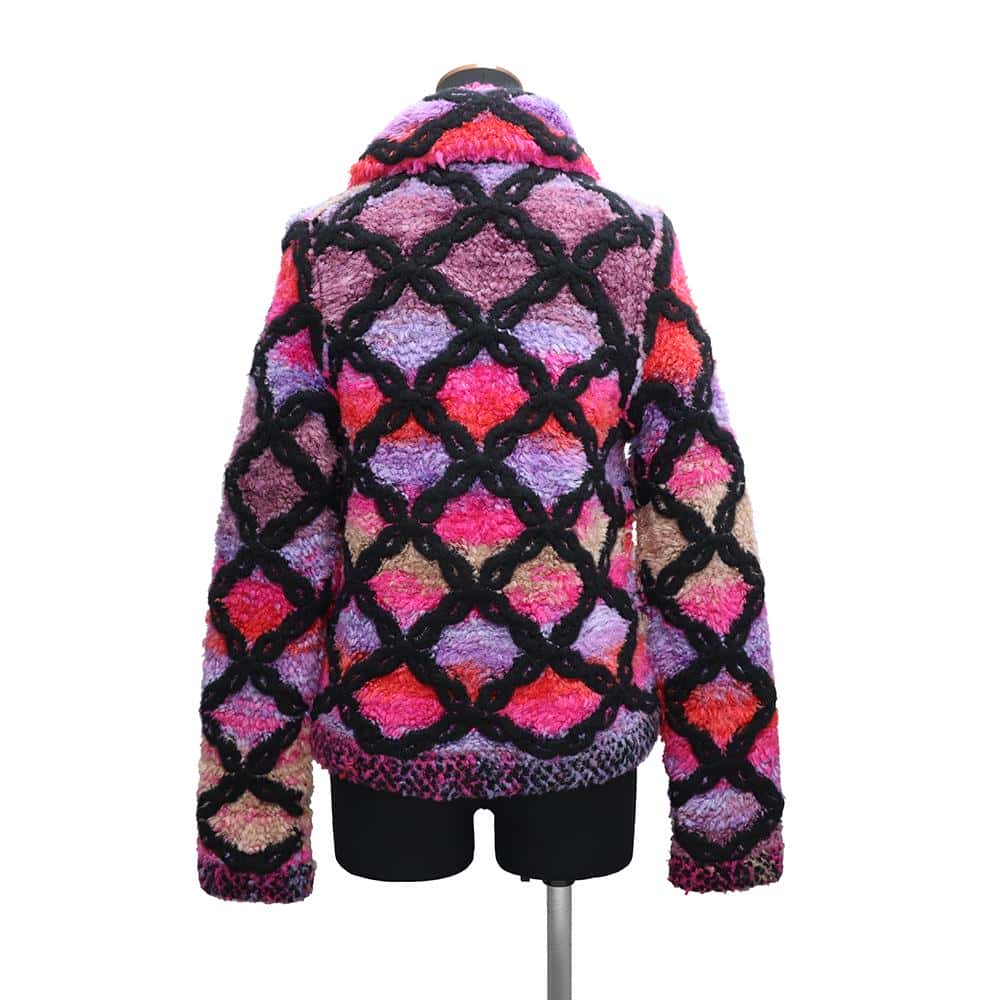 CHANEL Boa blouson Size 36 Pink/MulticolorP65219 Viscose 55% Cashmere33% Wool 10% Polyamide4% Silk3% Rhinestone Faux Pearl