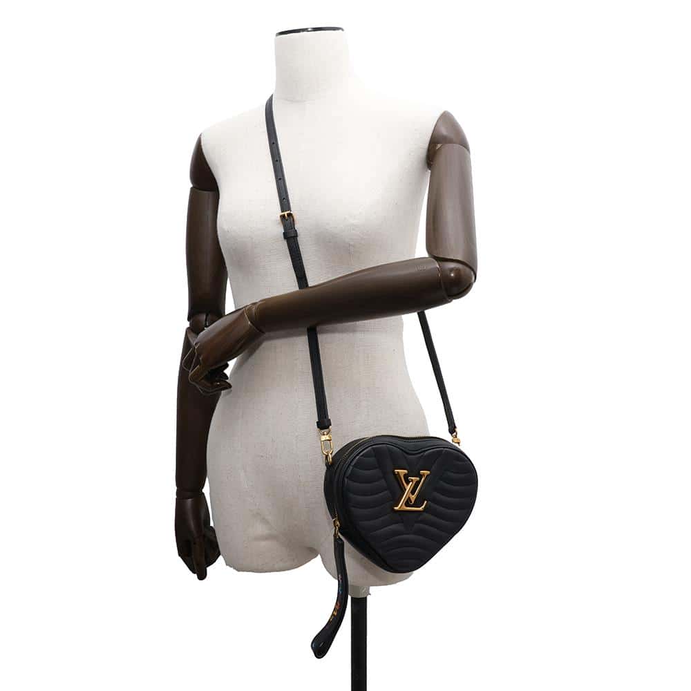 LOUIS VUITTON New Wave Heart Bag NoirM52796 Calf Leather