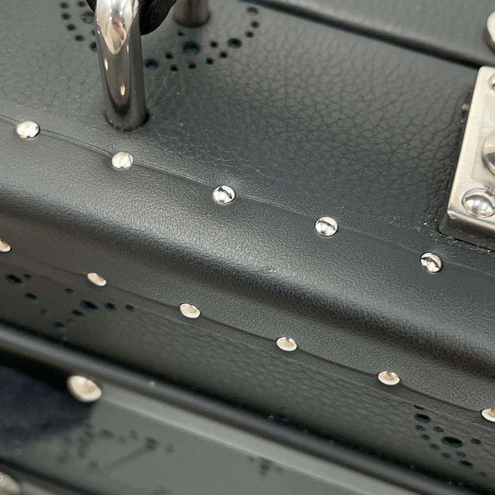 LOUIS VUITTON Handle/Trunk BlackM11161 Monogram LV Darts