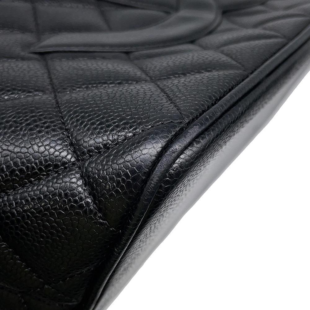 CHANEL Medallion Tote BlackA01804 Caviar Leather