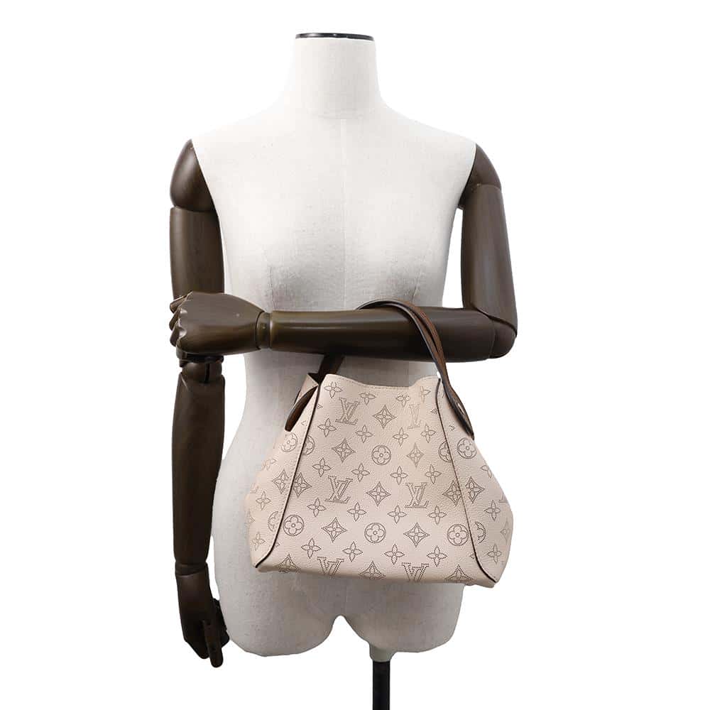LOUIS VUITTON Hina claimM51950 Monogram Mahina Size PM