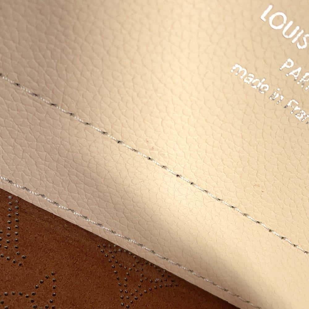 LOUIS VUITTON Hina claimM51950 Monogram Mahina Size PM