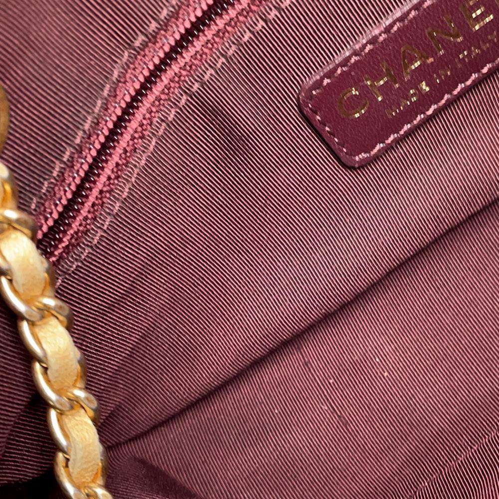 CHANEL Chevron ChainShoulder Bag Black/GoldA90807 Lambskin