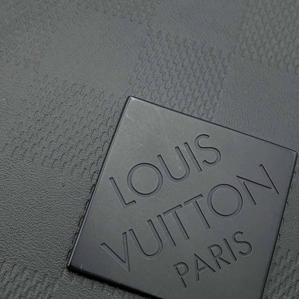 LOUIS VUITTON District NV3 BlackN42711 Damier Infini Leather Size PM
