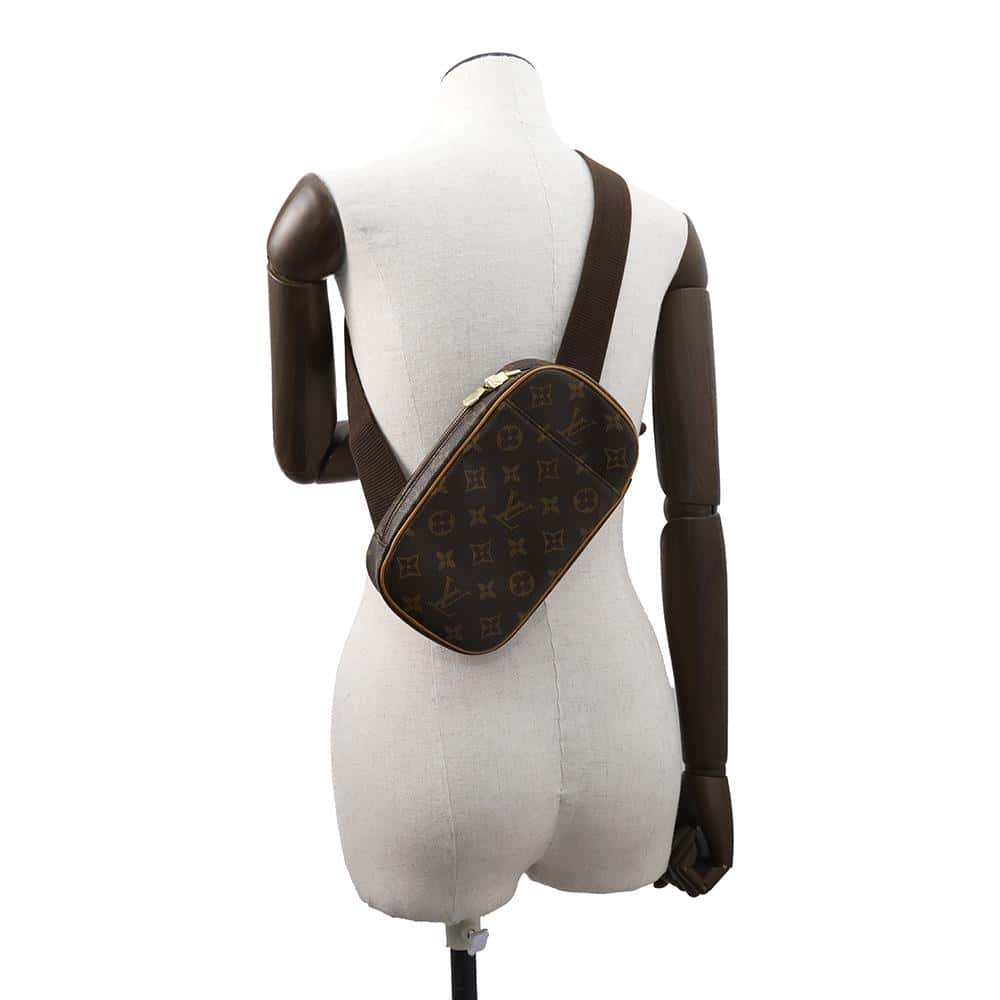 LOUIS VUITTON Pochette Gange BrownM51870 Monogram