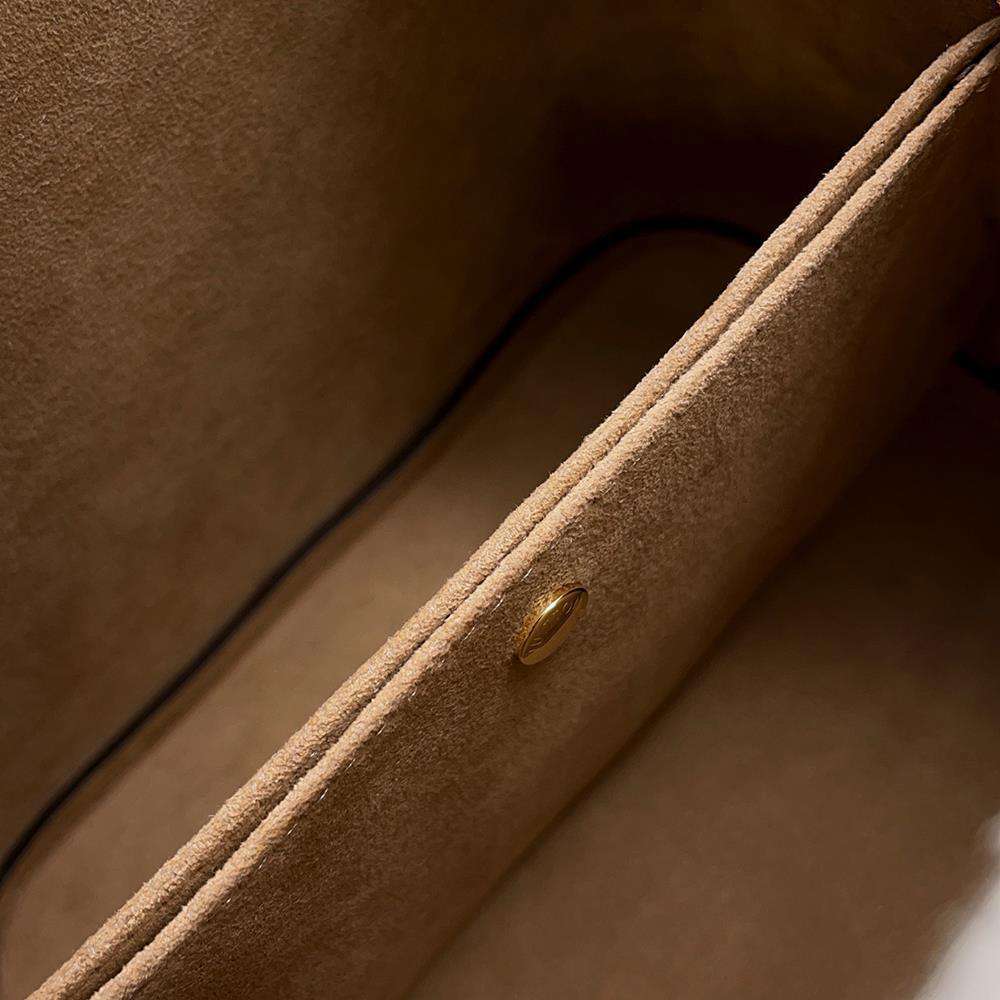 LOUIS VUITTON Neonoe BrownM46319 Monogram Shearling Size BB