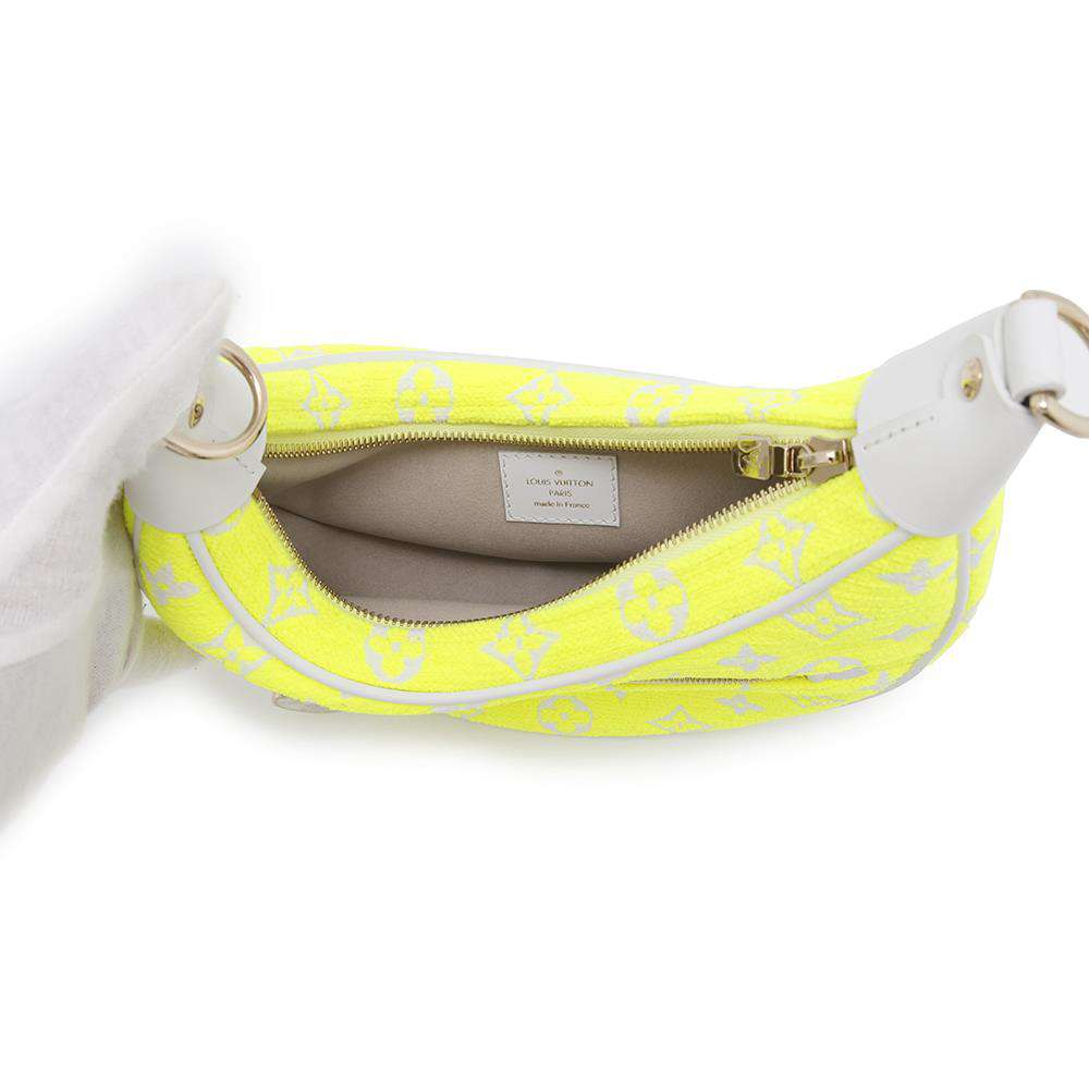 LOUIS VUITTON loop YellowM81484 Monogram Jacquard Velvet LV Match