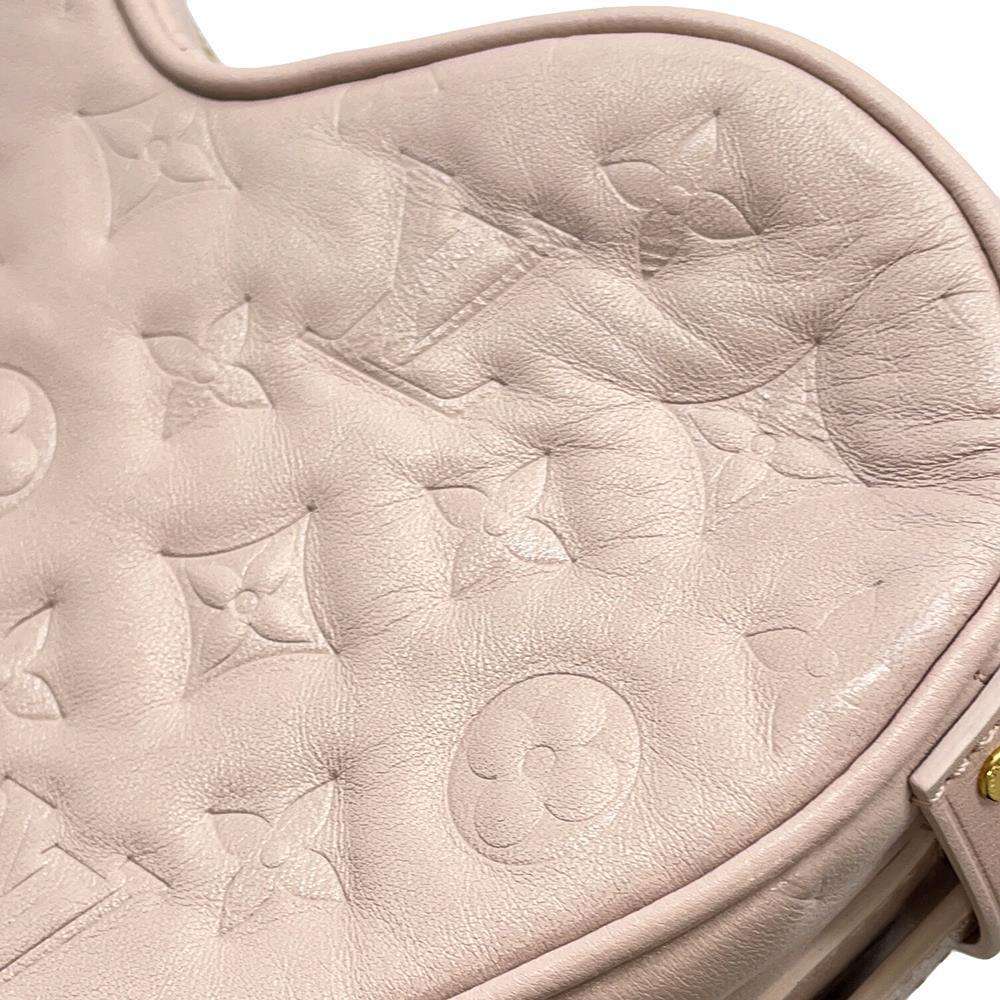 LOUIS VUITTON Sac Cool Foreign Love Heart Box PinkM58738 Monogram pattern