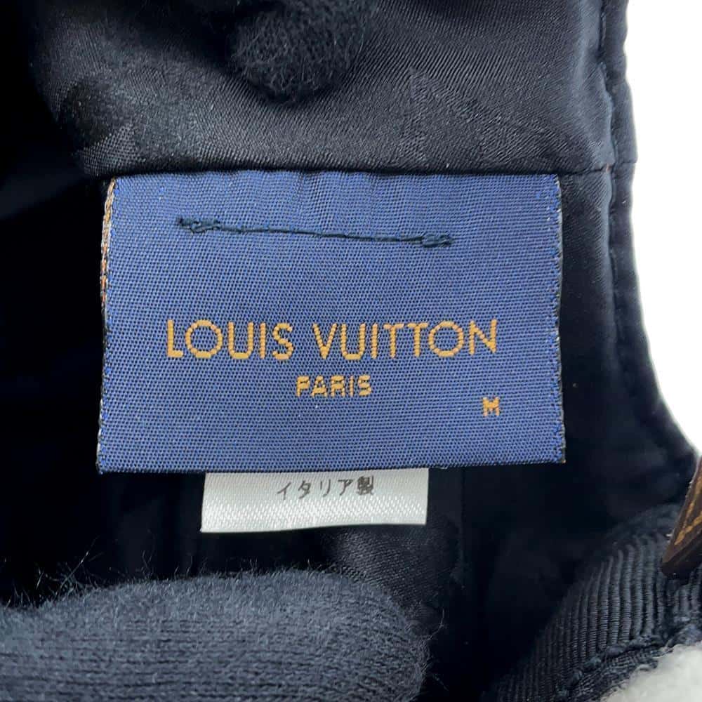 LOUIS VUITTON cap sharing Size M Noir/WhiteM00493 Lamb Leather100% Silk100% Polyester77% Polyurethane23%