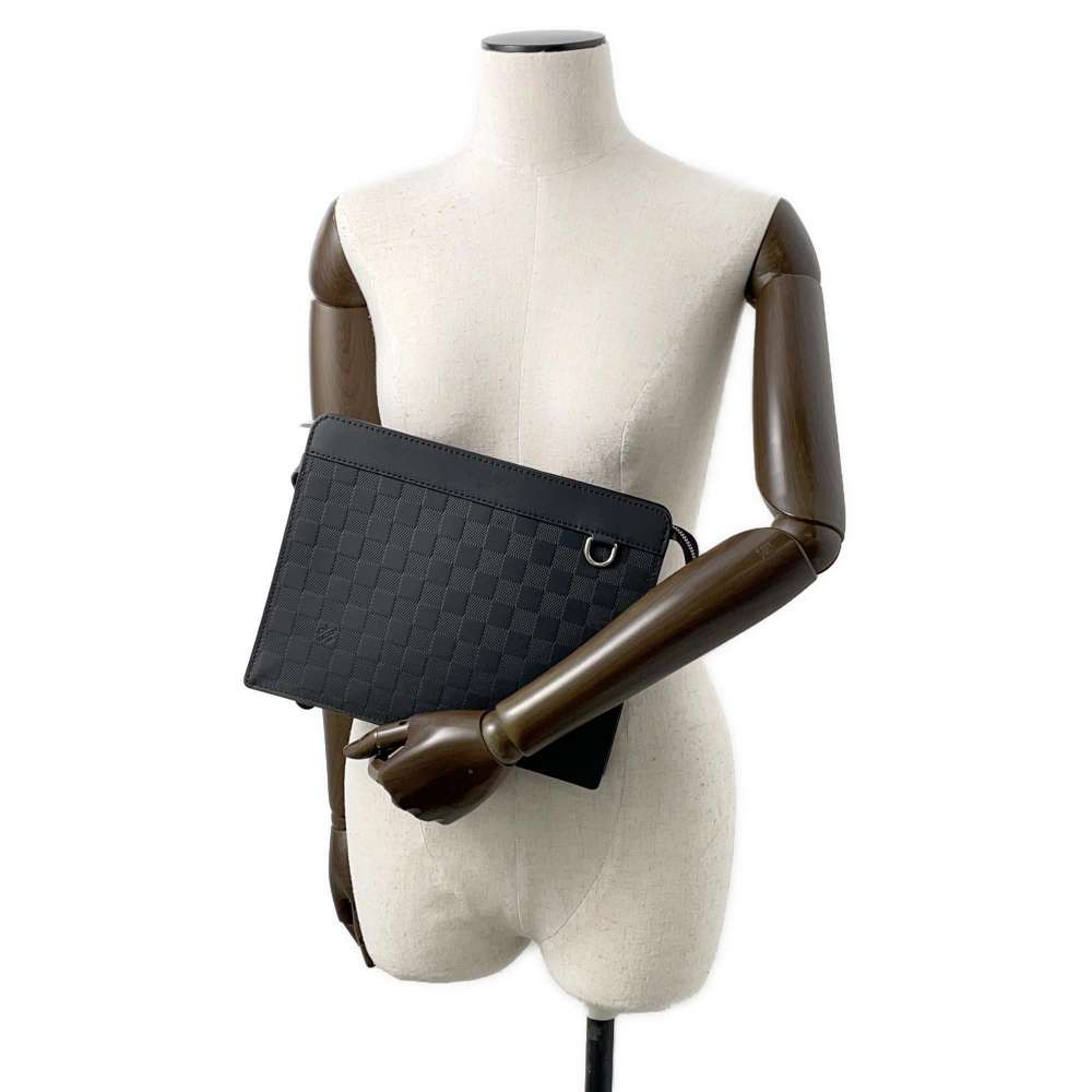 LOUIS VUITTON Stand Pouch BlackN60450 Damier Infini Leather・Leather