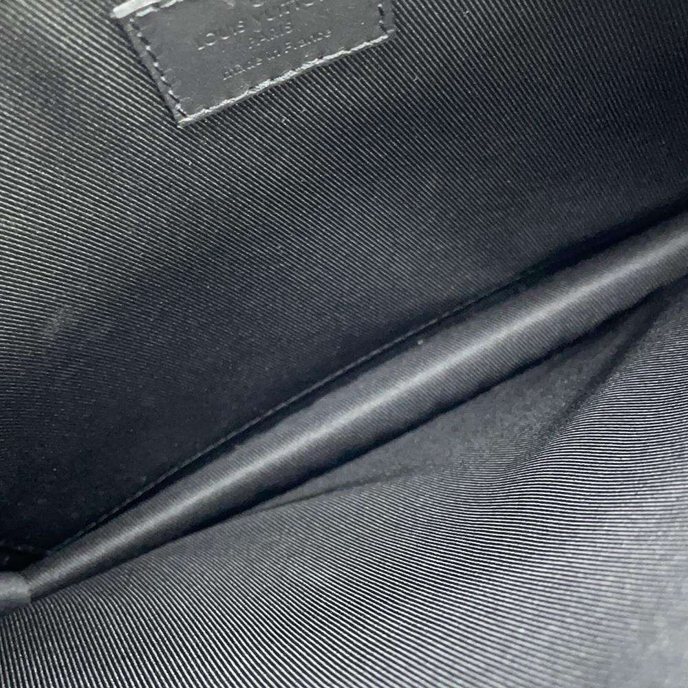 LOUIS VUITTON Stand Pouch BlackN60450 Damier Infini Leather・Leather