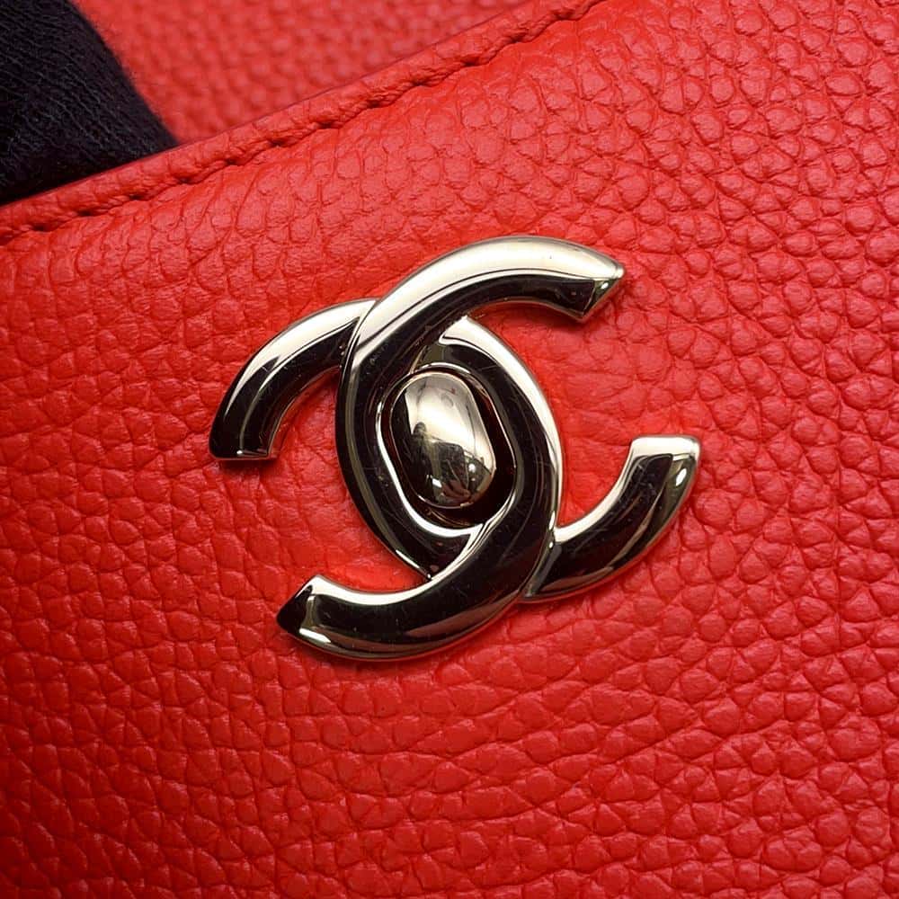 CHANEL Neo Executive Tote RedA69929 Leather Size Small