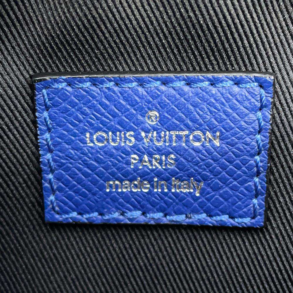 LOUIS VUITTON Bumbag / Outdoor CobaltM33455 Taiga Leather