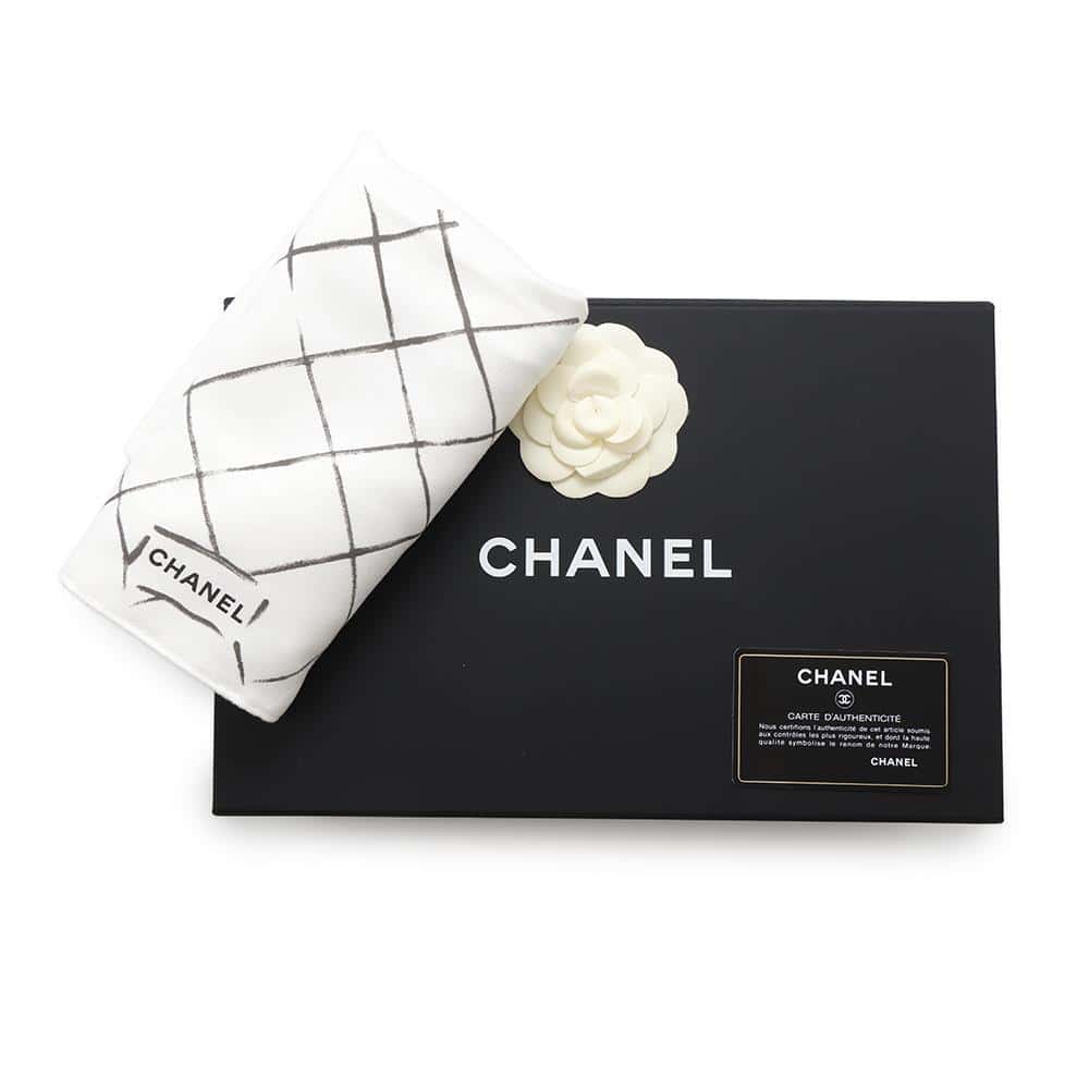 CHANEL Matelasse W Flap ChainShoulder Bag BeigeA01113 Caviar Leather Size 23